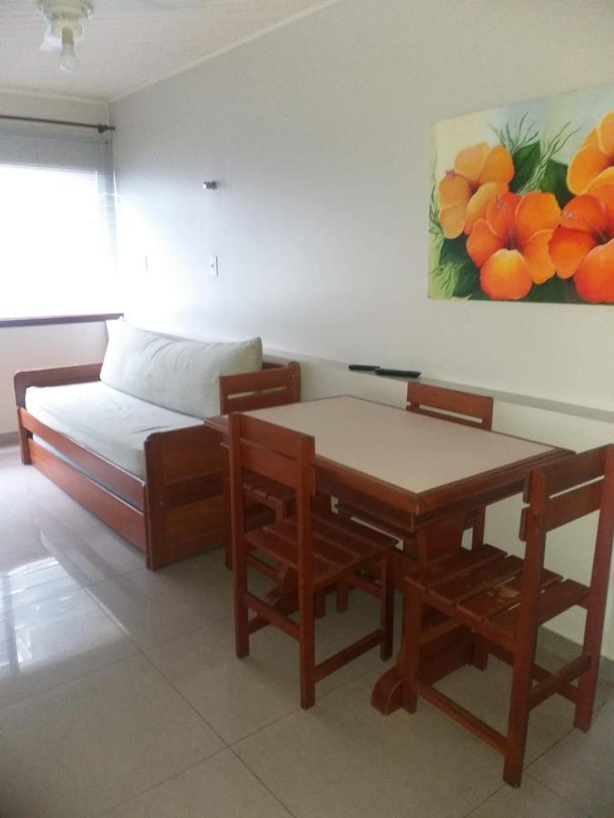 Отель Residencial Ilha Dourada Говернадор-Селсу-Рамус Экстерьер фото